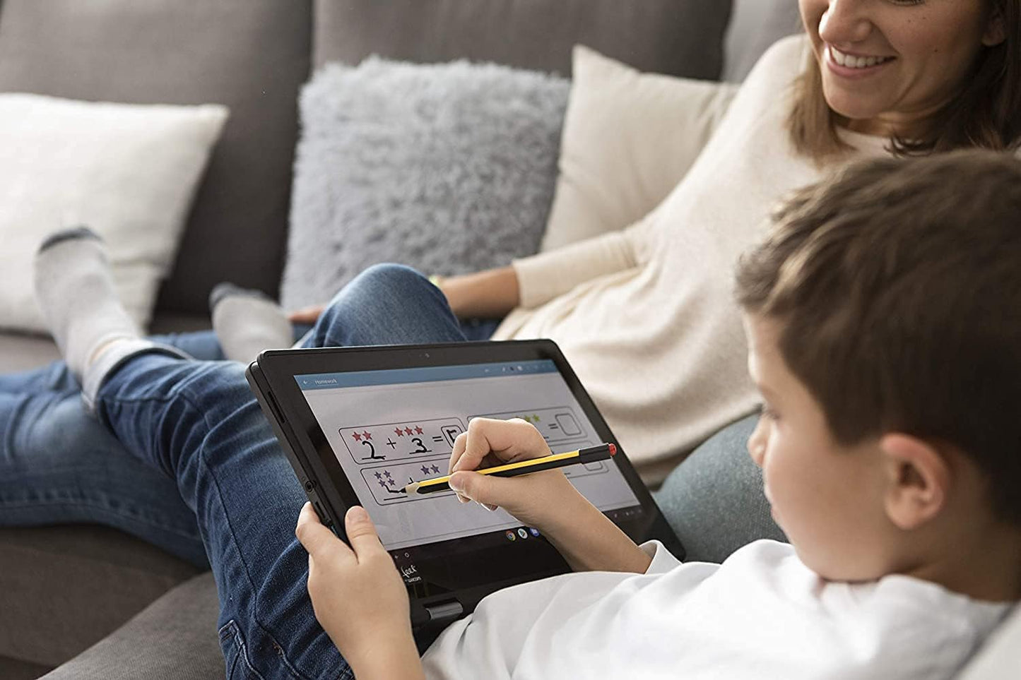 STAEDTLER Noris Jumbo Digital Stylus Pen: No Charging, EMR Palm Rejection, 4.096 Pressure Levels, Hexagonal Shape, Natural Writing and Drawing on Touchscreen Tablet, Laptop, Phone