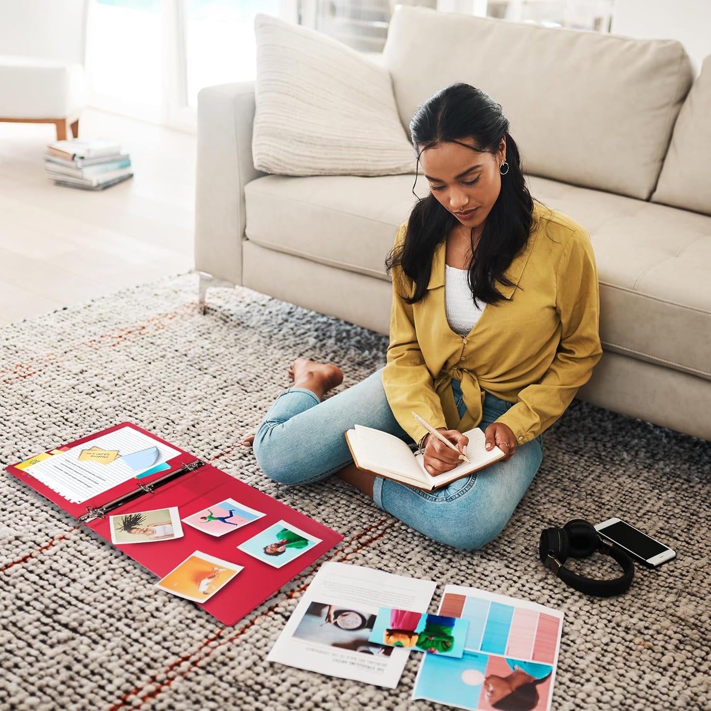 Samsill 2 Inch 3 Ring Binders, Made in USA, Economy Round Ring, Clear View Cover, 425 Sheet Capacity - for School, Home, Office - Red, 4 Pack