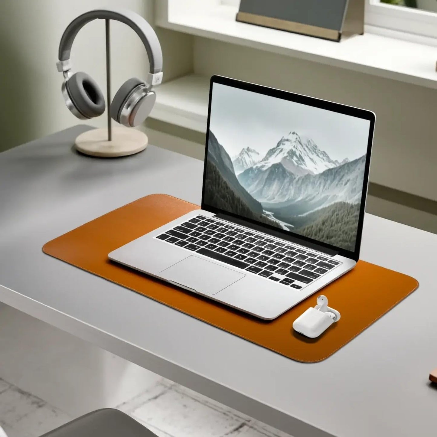 Leather Desk Pad – Premium Leather Desk Mat for Office and Home, Elegant Desk Mat and Writing Pad Maruse - Cognac