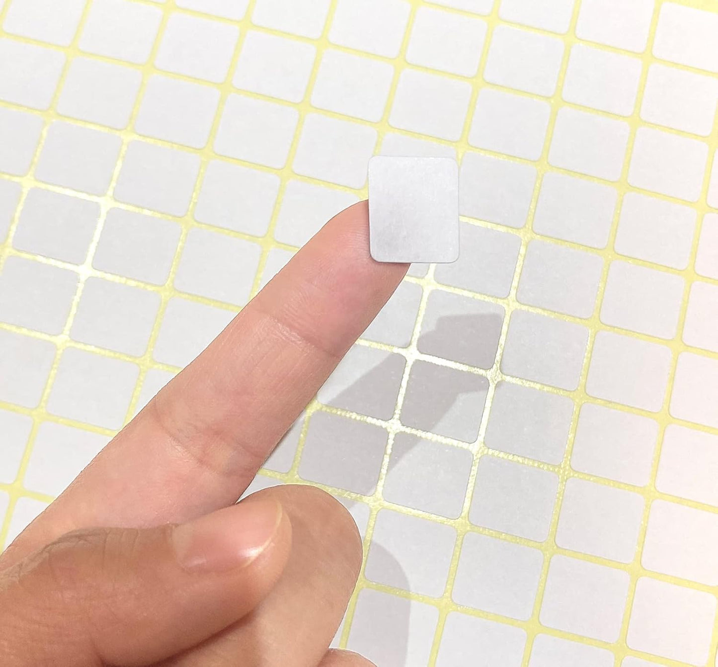 dealzEpic - Self-Adhesive Writable Blank Paper Label Stickers - 14x16mm