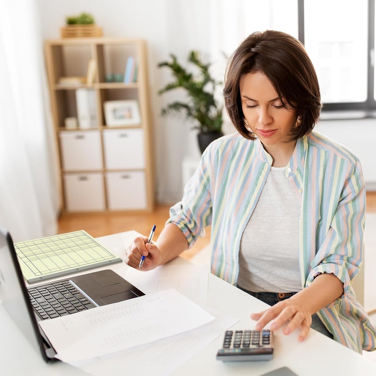 Zhanmai 5 Pack 250 Sheets Analysis Columnar Books 3 Hole Accounting Ledger Book Ledger Paper Pad Columnar Pad for Business, 50 Sheets/Pack, Single Page Format, Green(4 Columnar,8.5 x 11)