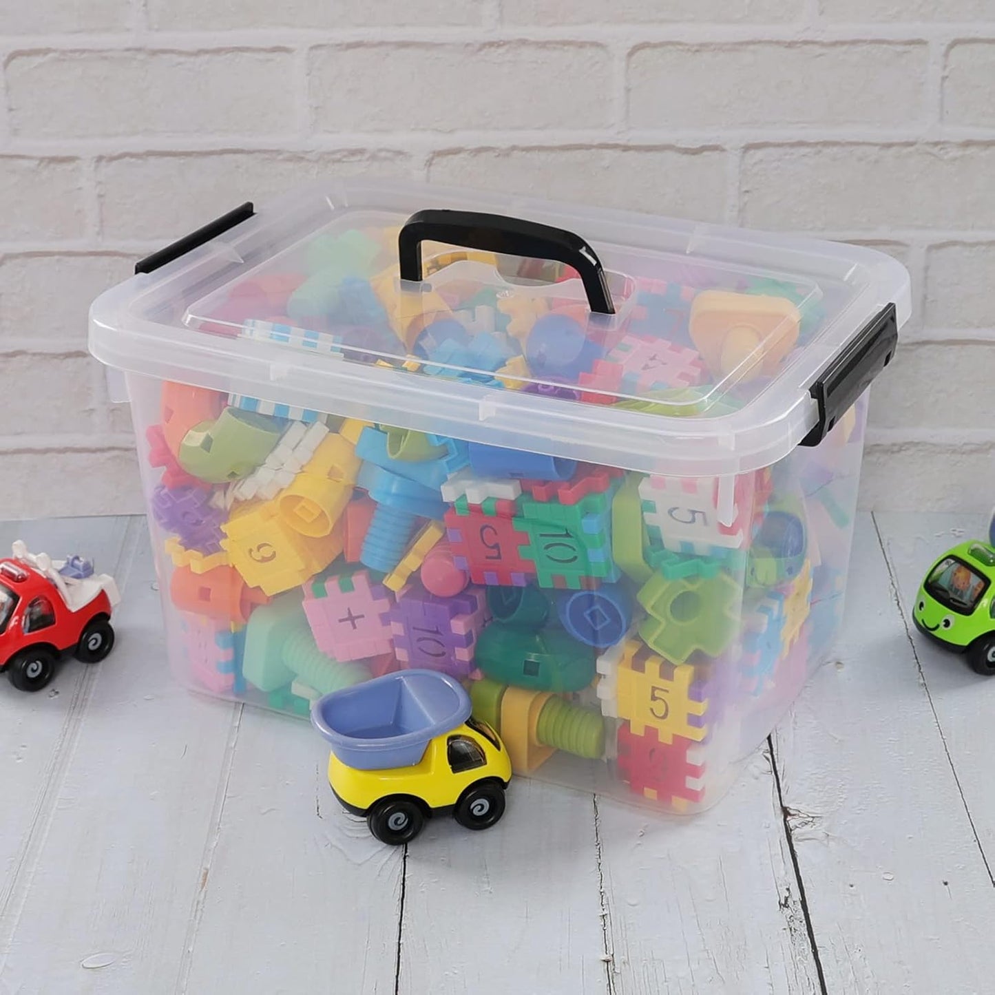 5 Liter Clear Storage Box, 4-Pack Plastic Latching Box with Lid