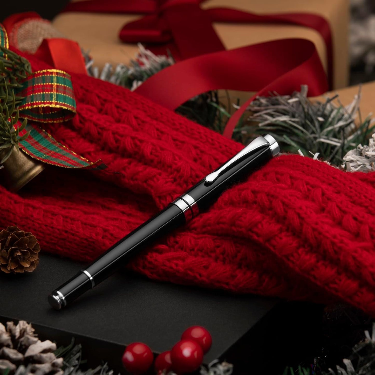 BEILUNER Ballpoint Pens, Stunning Black Chrome Ballpoint Pen with Silver Trim, Best Ball Pen Gift Set for Men & Women, Professional, Executive, Office, Fancy Pen-Gift Box With 0.5mm Extra Black Refill