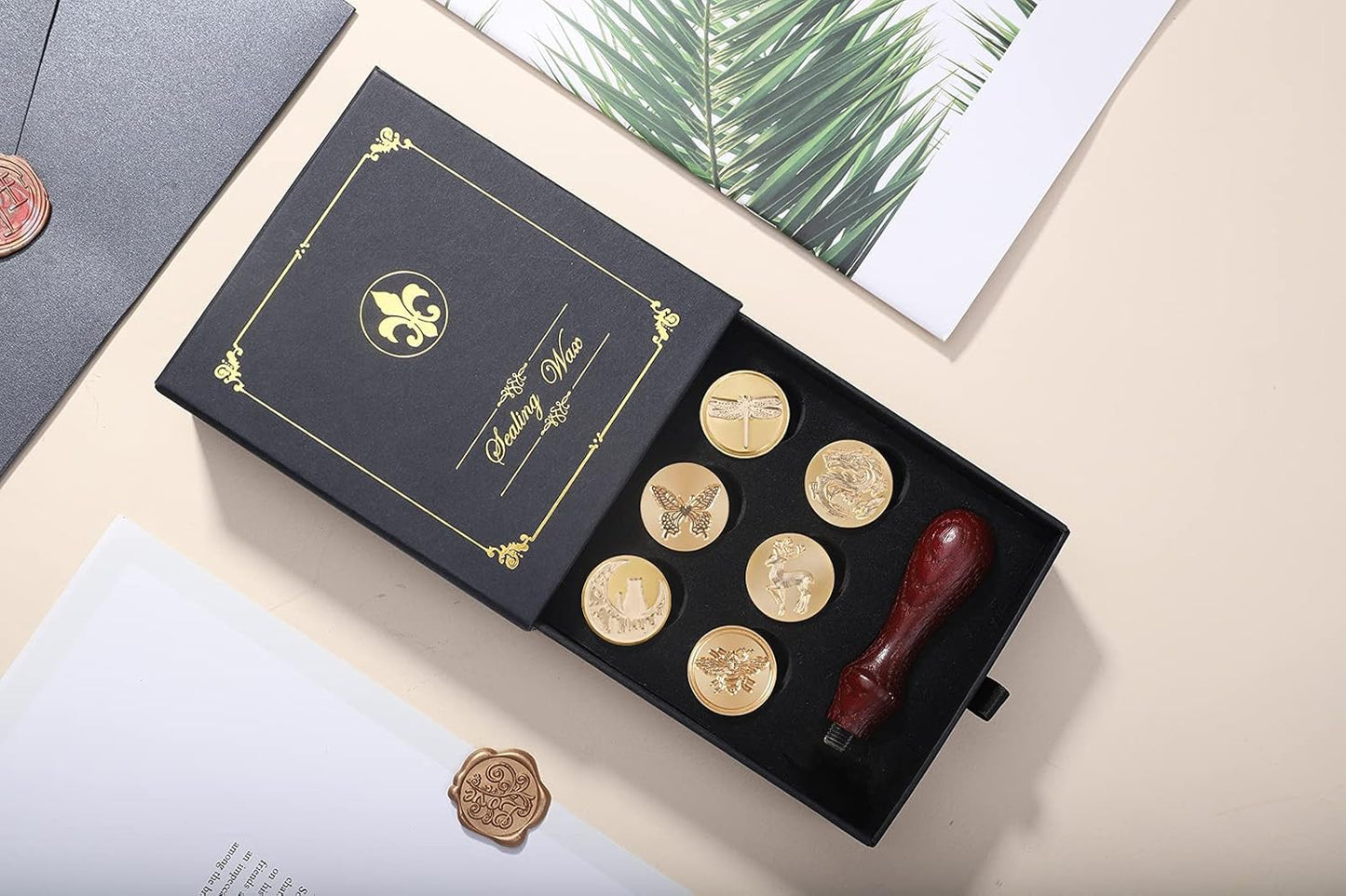 Wax Seal Stamp Gift Box Set, 6 Pcs Sealing Wax Stamps Copper Seals 1 Wooden Hilt, Wax Stamp Kit for Cards Envelopes, Gift Packaging (Animal Insect Series)