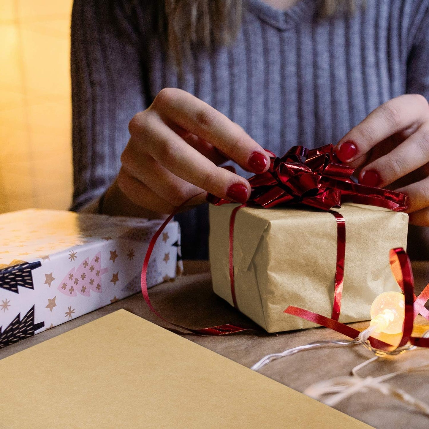 Craft Paper - 200 Sheets A4 Double Sided Card Stock for Student, Business, Drawing, Writing (8.27" x 11.69")