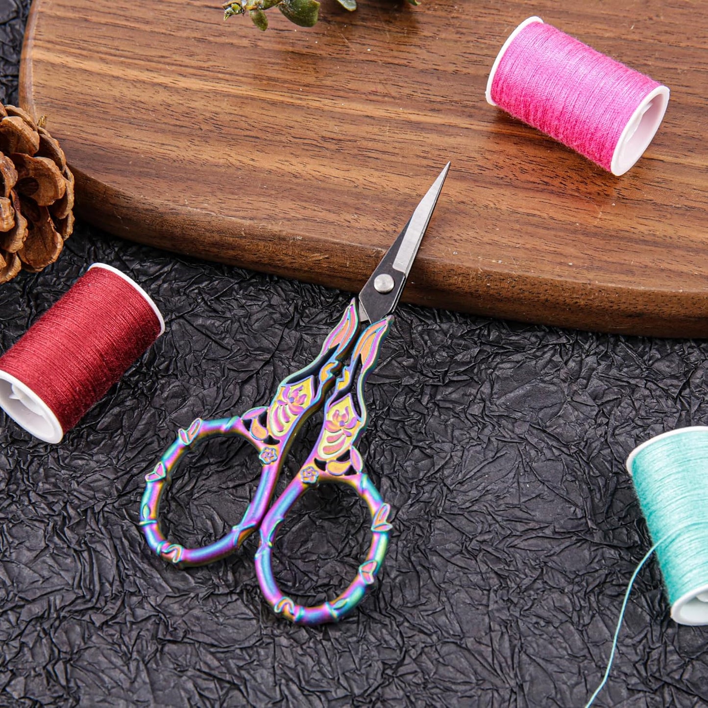 Small Craft Scissors with Cover, Comfortable Handles With Beautiful Butterfly Decos and Sharp Tips, Tools for Crochet, Embroidery,Sewing
