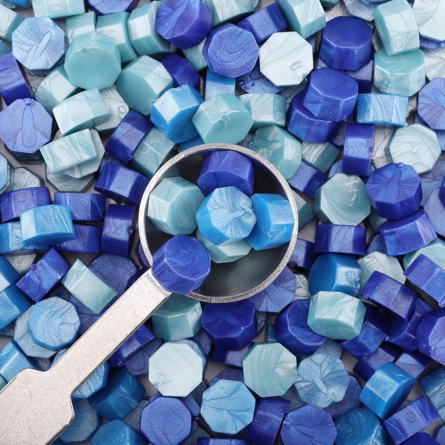 Yoption 300 Pieces Blue Mix Sealing Wax Beads, Vintage Octagon Beads With 4 Candles and 2 Melting Spoons for Seal Stamp (Blue Mix)